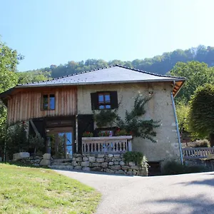 Couette-café Les Pipistrelles, Saint-Beron
